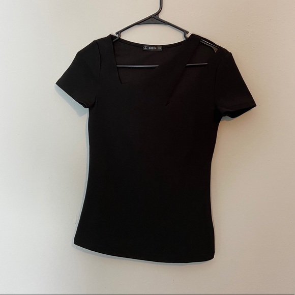 NWOT** Shein XS Black Cut-Out Textured Fit Tee - Picture 2 of 6
